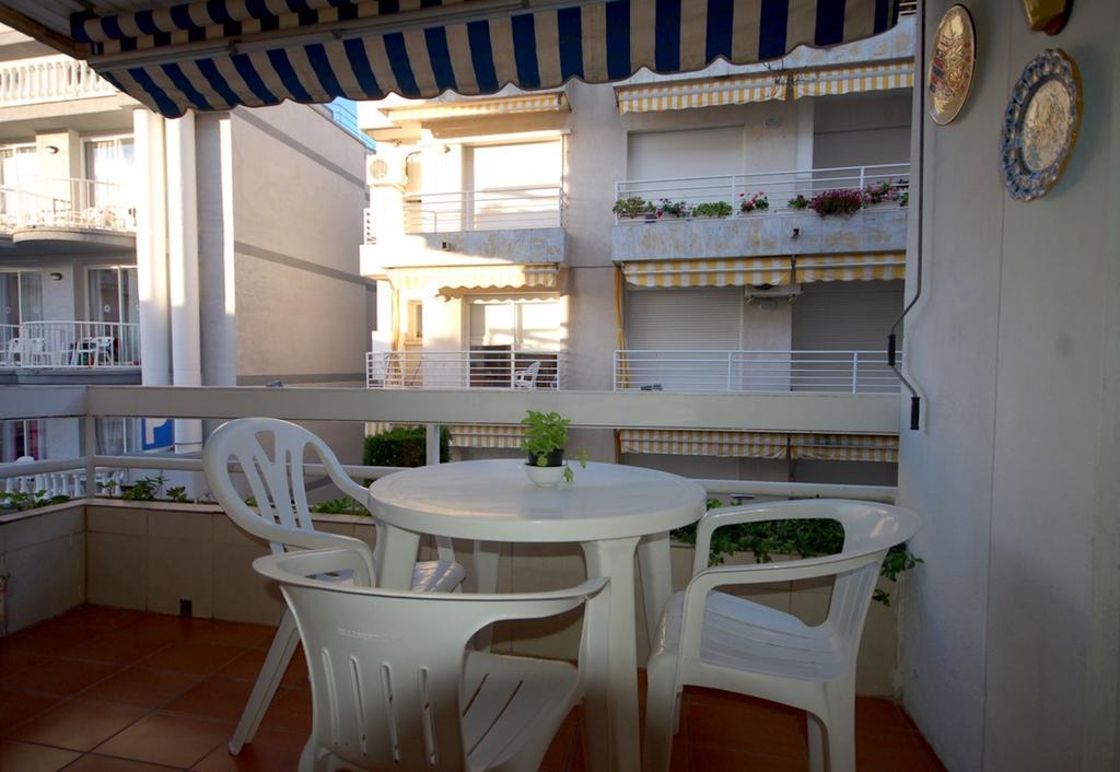 Lets Holidays Apartment Pool Terrace Tossa De Mar Exterior foto